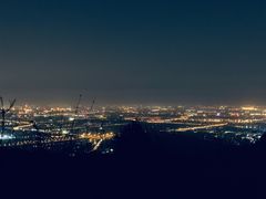 -鬼笑石后山停车场