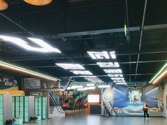 -极限PLAY运动娱乐新世界·团建派对潮玩休闲馆·室内蹦极高空游乐园