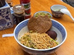 -沪西老弄堂面馆(定西路店)