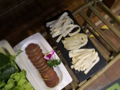 -滇釜火锅·能喝汤的火锅(车公庄店)