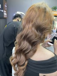 -藤野造型烫染·漂发