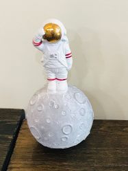 -初颜品佑肌肤管理