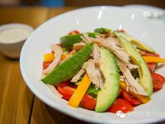 牛油果鸡肉沙拉-乐凯撒披萨(海岸城店)