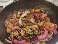 -胡须佬鸡煲四季火锅店(石厦西村直营店)