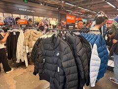 -NIKE上海青浦优选体验店