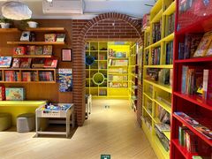 -新华书店(永安路店)