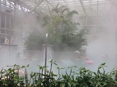 -融汇温泉