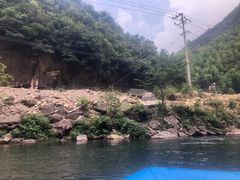 -安吉龙王山峡谷漂流