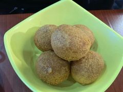 -BHC炸鸡(明洞总店)