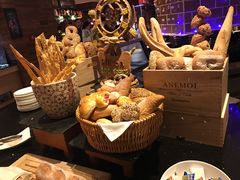 -OPEN開全日自助餐厅·西餐·海鲜(佛山希尔顿酒店)