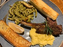 -JINNS锦时 steak&pizza(浸信会礼拜堂旧址店)