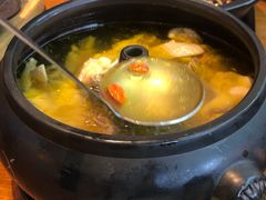 云南经典汽锅鸡-云海肴·汽锅鸡·云南菜(苏州中心店)