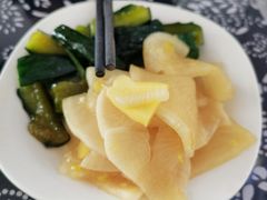 -八两八金·莱芜特色炒鸡(市南漳浦路店)