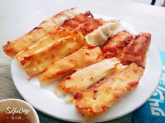 -一品鲜鱼锅贴(人民一路店)