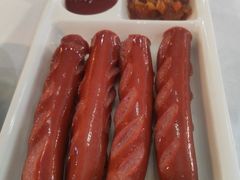 煎小泥肠配酸菜-维兰西餐(万泉河店)
