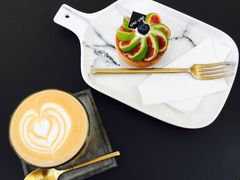 -UNI UNI(环亚凯瑟琳店)