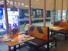 -菲滋意式休闲餐厅(北仑银泰城店)