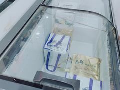 -BRIGNA百丽格娜·纯动物奶油生日蛋糕(武汉旗舰店)