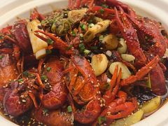 -肥肥虾庄·金牌油焖大虾(东湖欢乐谷店)