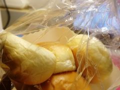 沙拉包-华荣西饼屋(金禧店)