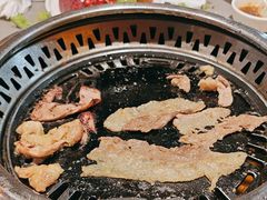 -黑金·寻焰自助百汇·烤肉·火锅(中街店)