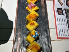 -阿瓦山寨·湘菜现炒·剁椒鱼头王(咸阳总店)