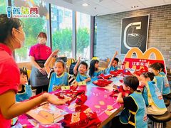 -蓝话筒·少儿成人演讲口才·主持朗诵·戏剧表演(大华第一坊店)