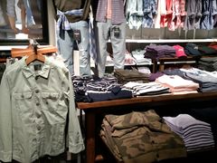 -Abercrombie&Fitch(德基广场店)