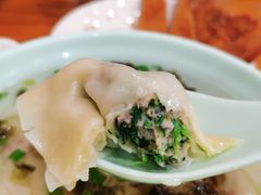 荠菜肉馅拌馄饨-潘国仙耳光馄饨(黄家阙路店)