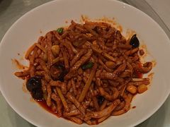 -辛香味烧鱼馆·非遗技艺·排骨红烧肉(光谷医药园店)