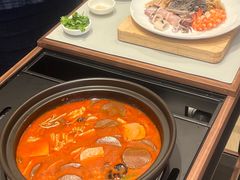 -品海楼·大连海胆锅贴馆(东港店)