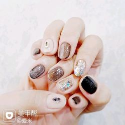 -Pink You美甲洗眉纹绣定制中心