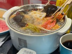 -百品聚旋转火锅(万德庄店)