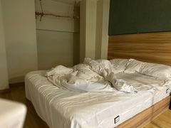 -乐嗨公寓(苏州火车站店)