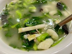 -芦茨金富饭庄·25年老字号·专做稻草鸡