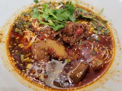 -李与白包子铺(桐梓林店)