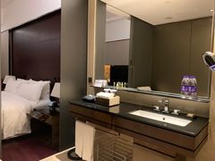 -广州天河希尔顿酒店