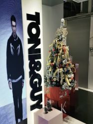 -TONI&GUY
