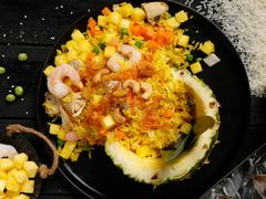 黄金菠萝海鲜炒饭-越谜·越南餐厅(长白店)