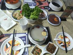 -魔法帽酱料牛肉小火锅(米兰店)