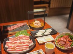 -山之屋炭火烧肉·生啤畅饮(大朗万科中央公园店)