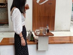 -Line 咖啡(石厦花园店)