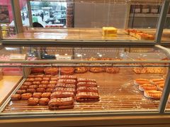 -好利来(高新枫叶广场店)