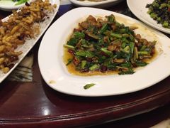 -蔼若春.传承三十年云南菜(金碧公园店)