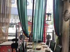 -东口码头·烧鸽子·鱼头泡饼·地方菜(金鹰悦城店)
