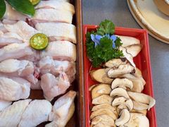 -蘑界·野生菌火锅(深业上城店)