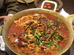 -张翻越·川渝冒菜·武汉黑鸭煲(城北万象城店)