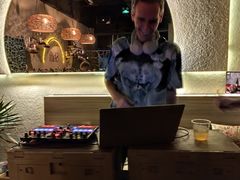 -Shift cocktail bar鸡尾酒吧