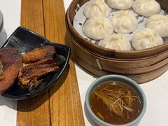 -馋三尺蟹粉小笼(人民广场店)