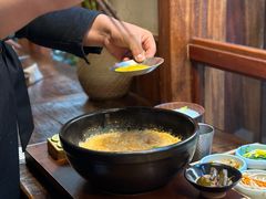-银米·云南传统过桥米线(双廊黑金冠店)